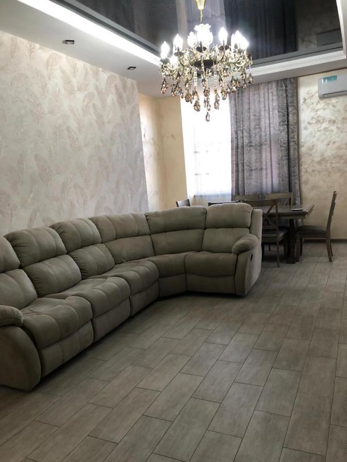 2 Bedroom 2 Bathromm Apartment On Rostom Street Yerevan Exterior photo